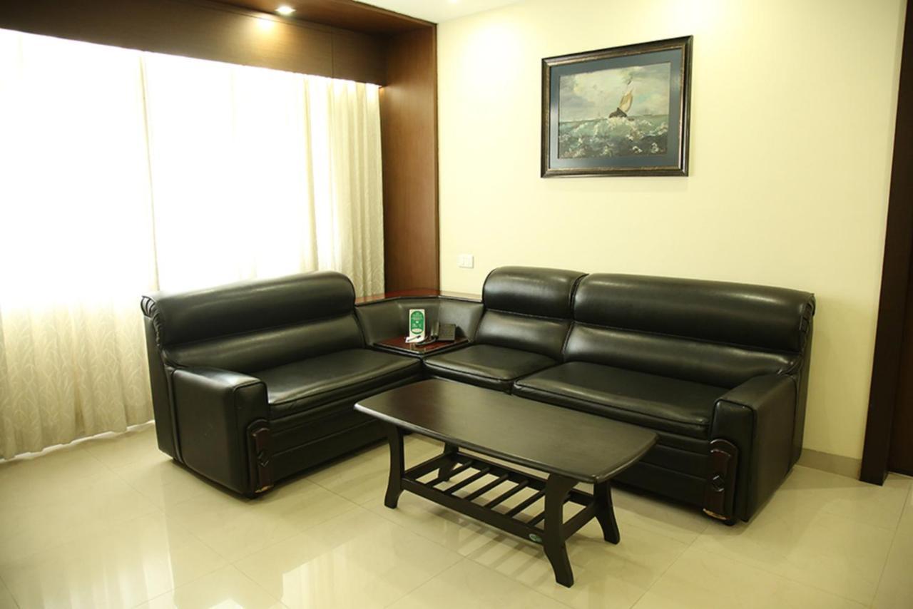 Royal Omars Hotel Kannur Exterior photo