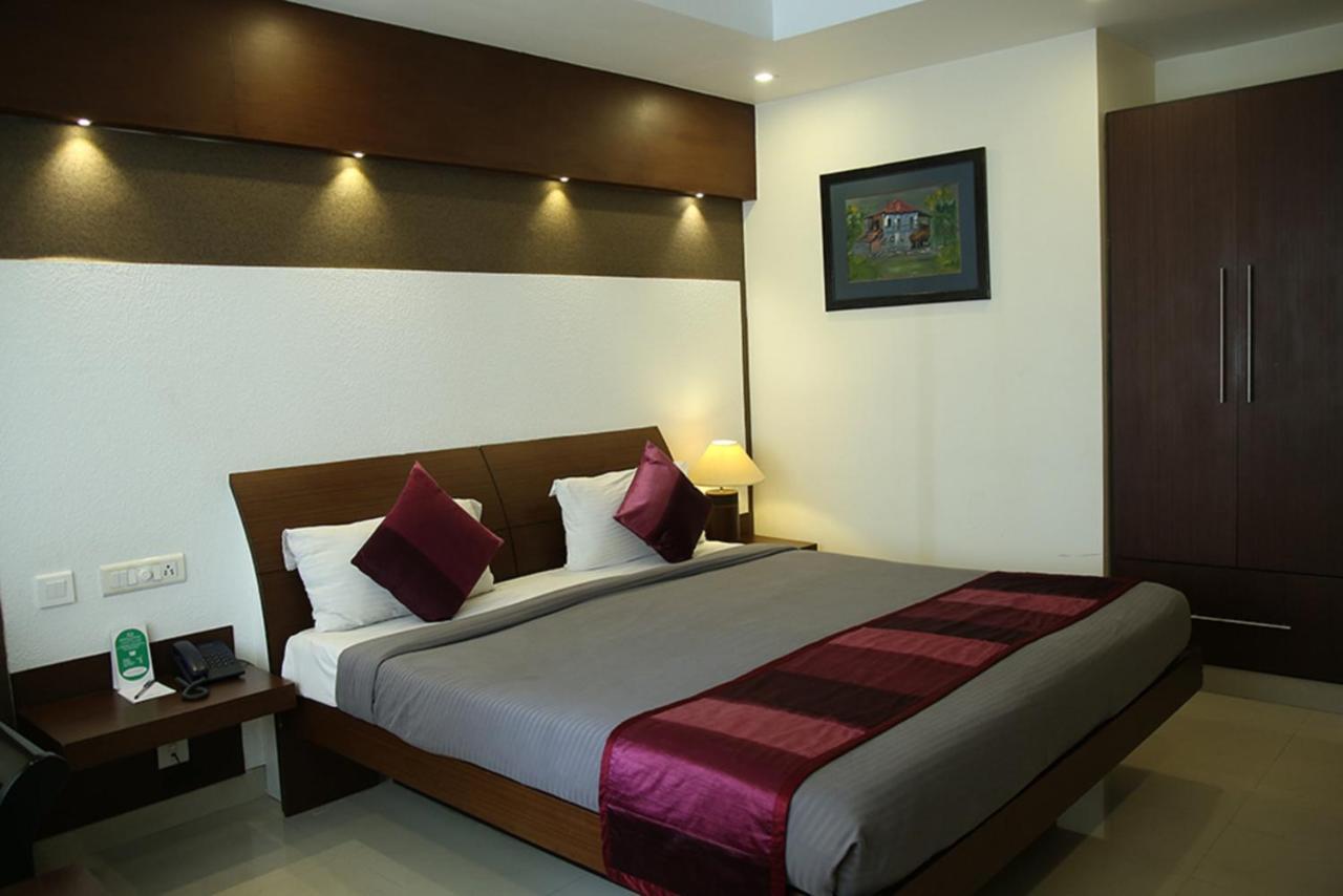Royal Omars Hotel Kannur Exterior photo