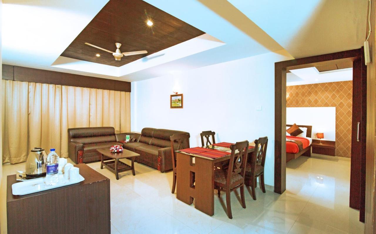Royal Omars Hotel Kannur Exterior photo